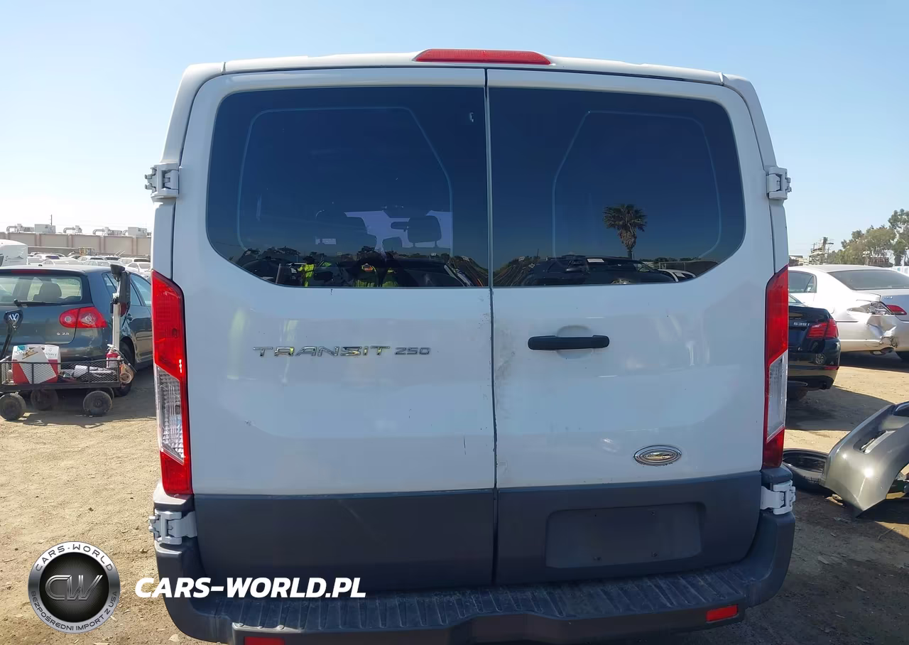 2015 Ford Transit-250 VIN:1FTNR1ZM3FKA34907 - 16