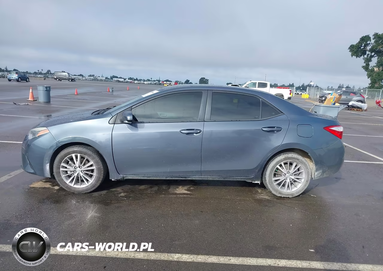 2015 Toyota Corolla Le Plus VIN:5YFBURHE3FP192823 - 14