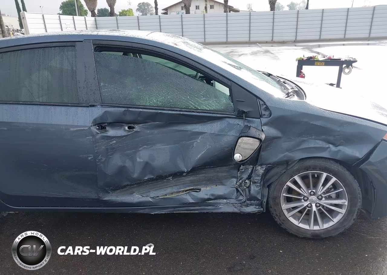 2015 Toyota Corolla Le Plus VIN:5YFBURHE3FP192823 - 6