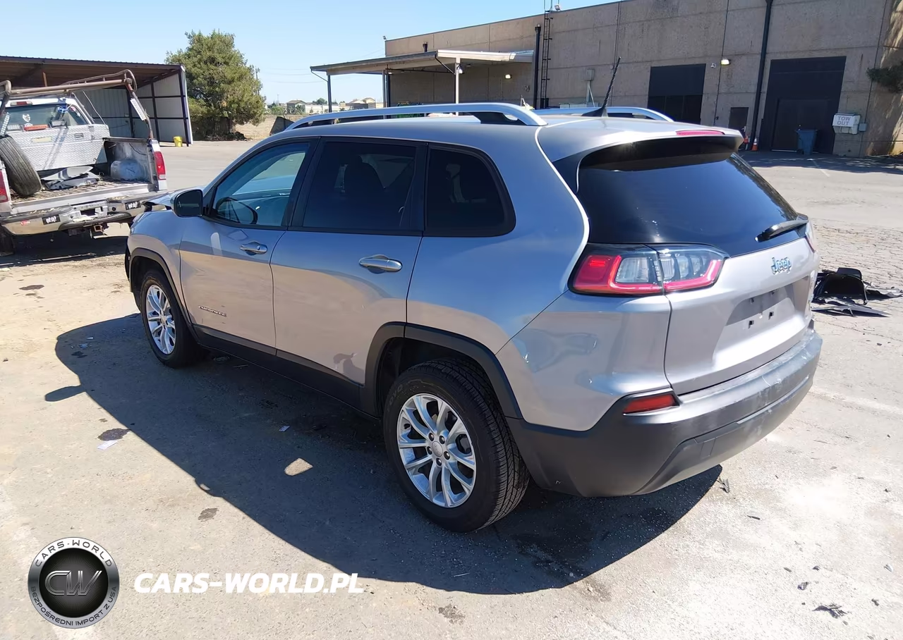 2020 Jeep Cherokee Latitude Fwd VIN:1C4PJLCB4LD500735 - 3