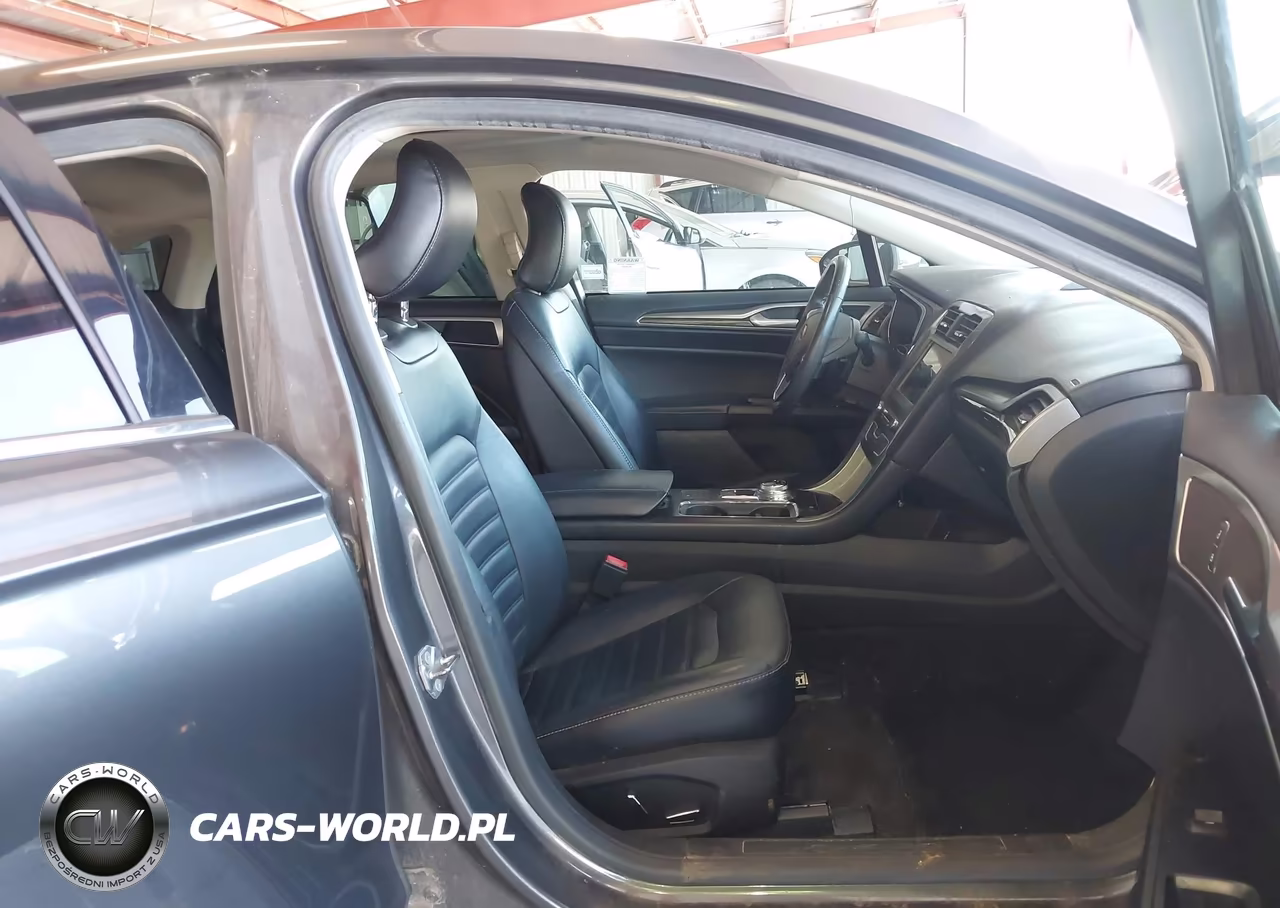 2018 Ford Fusion Se VIN:3FA6P0HDXJR277727 - 5