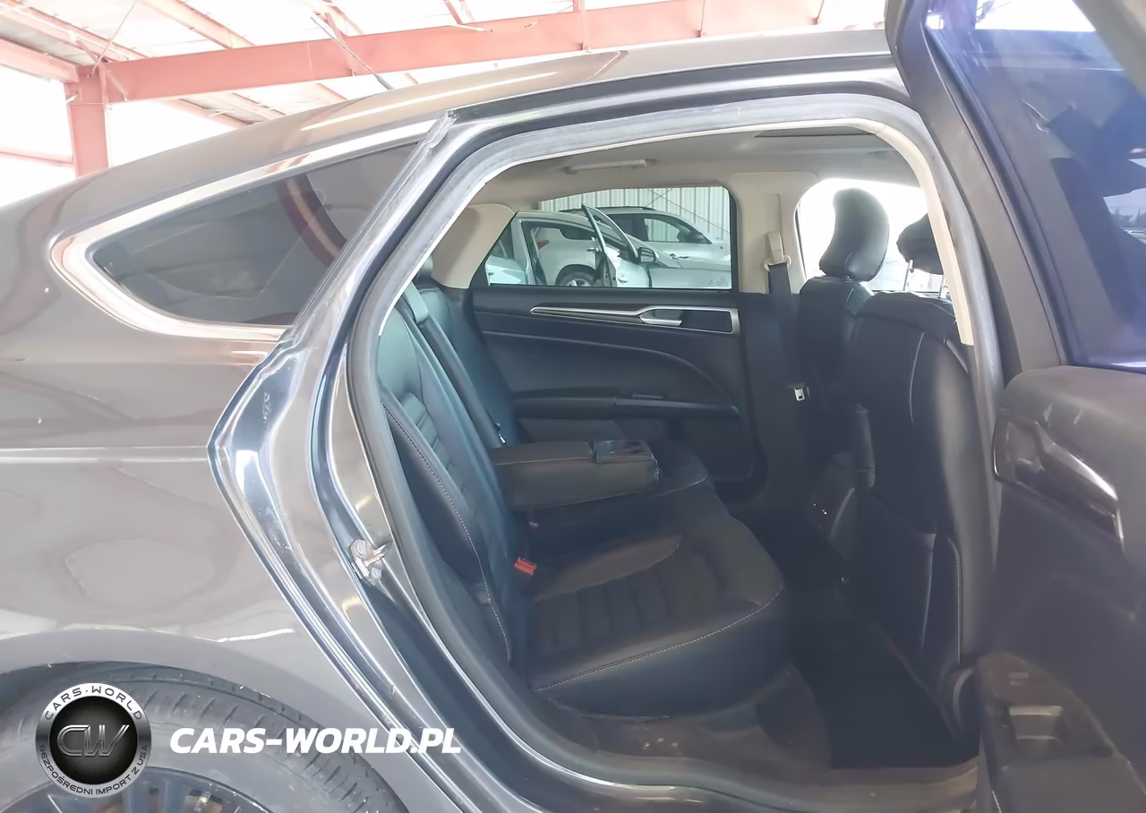 2018 Ford Fusion Se VIN:3FA6P0HDXJR277727 - 8