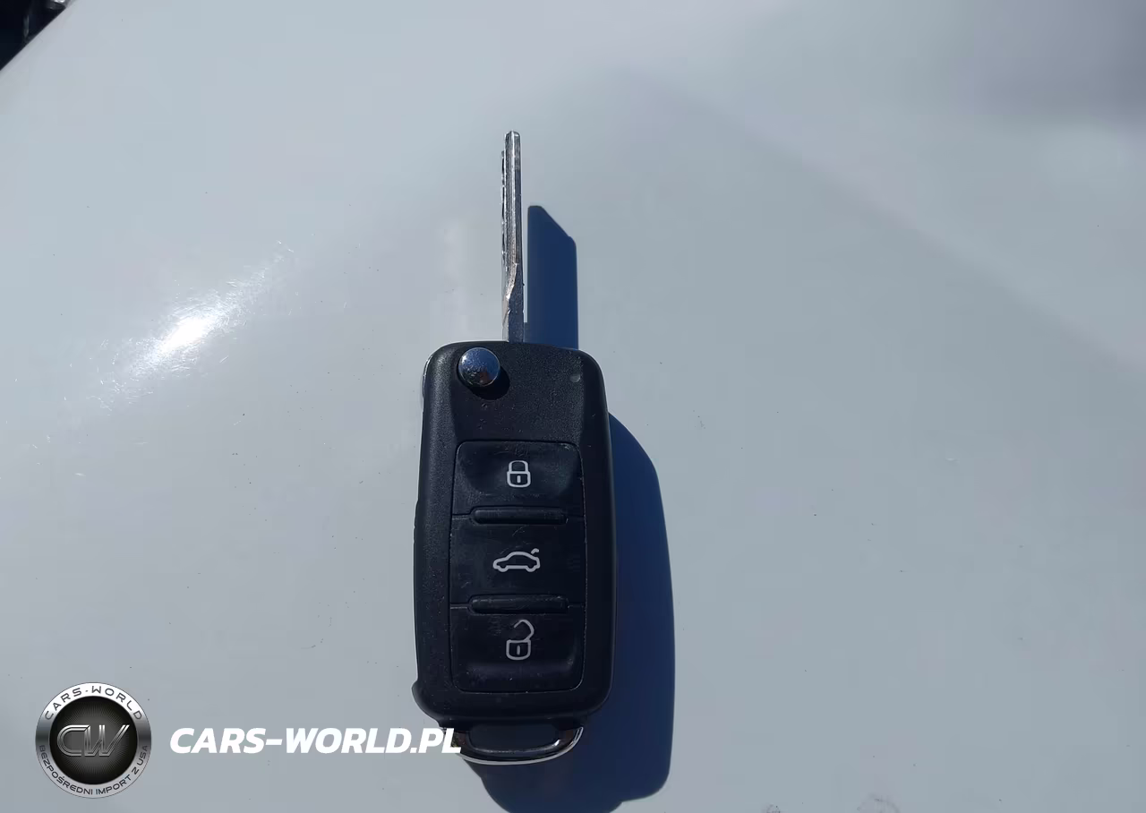 2020 Volkswagen Passat 2.0T S VIN:1VWAA7A30LC003029 - 11