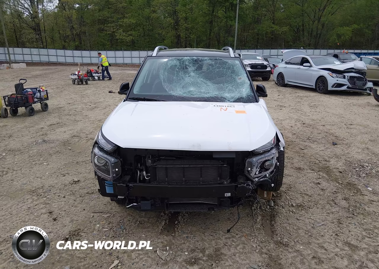 2023 Hyundai Venue Limited VIN:KMHRC8A31PU211163 - 13