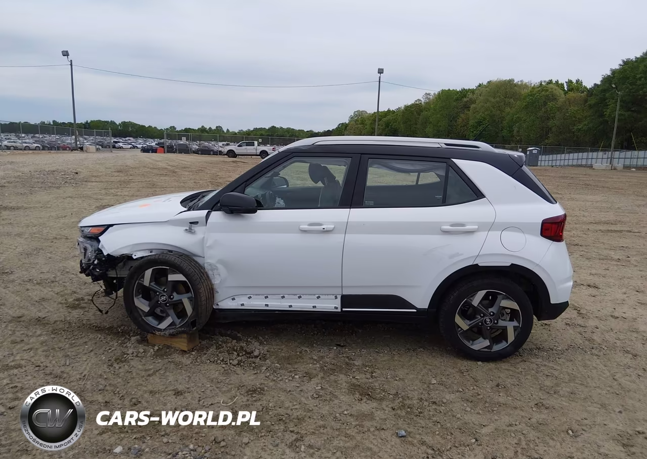 2023 Hyundai Venue Limited VIN:KMHRC8A31PU211163 - 15