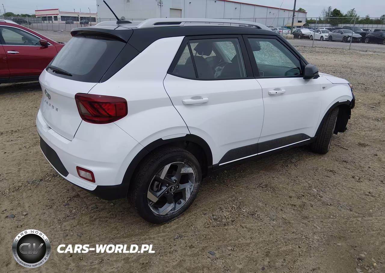 2023 Hyundai Venue Limited VIN:KMHRC8A31PU211163 - 4