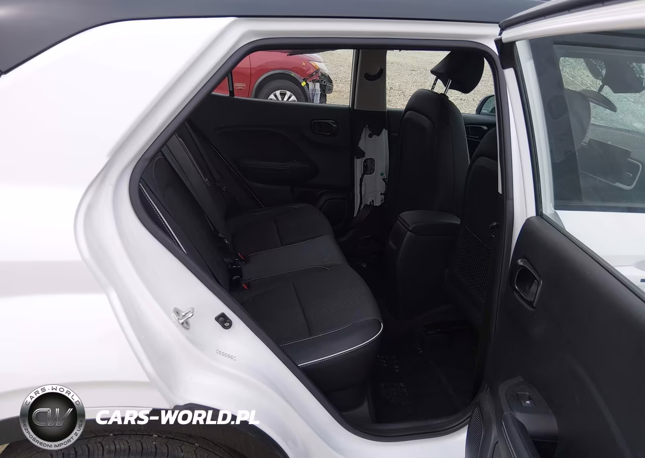 2023 Hyundai Venue Limited VIN:KMHRC8A31PU211163 - 8