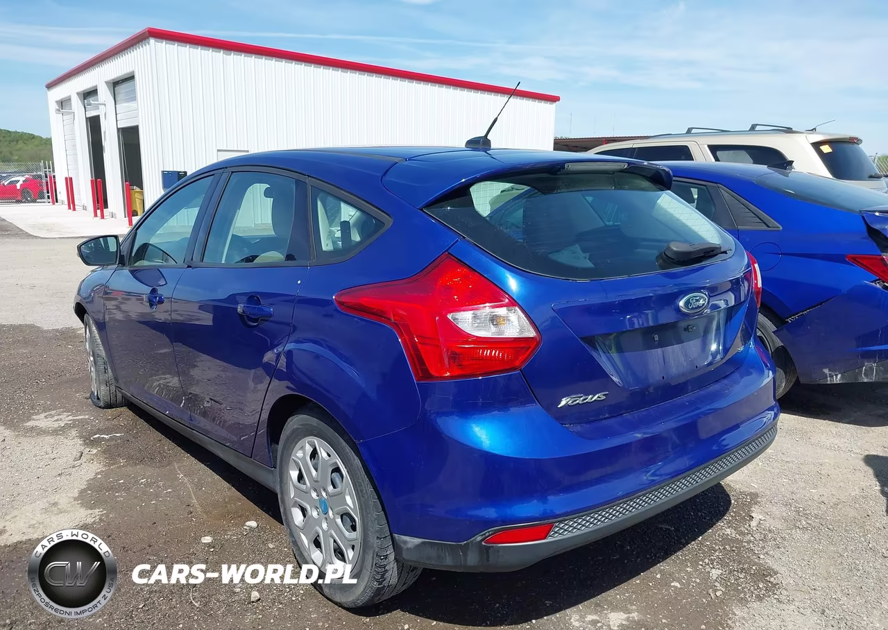 2012 Ford Focus Se VIN:1FAHP3K26CL213901 - 3