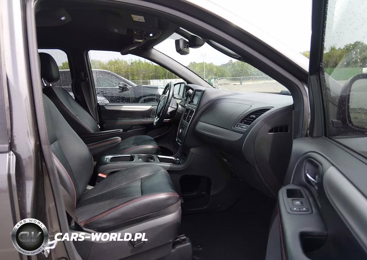 2019 Dodge Grand Caravan Gt VIN:2C4RDGEG9KR680001 - 5