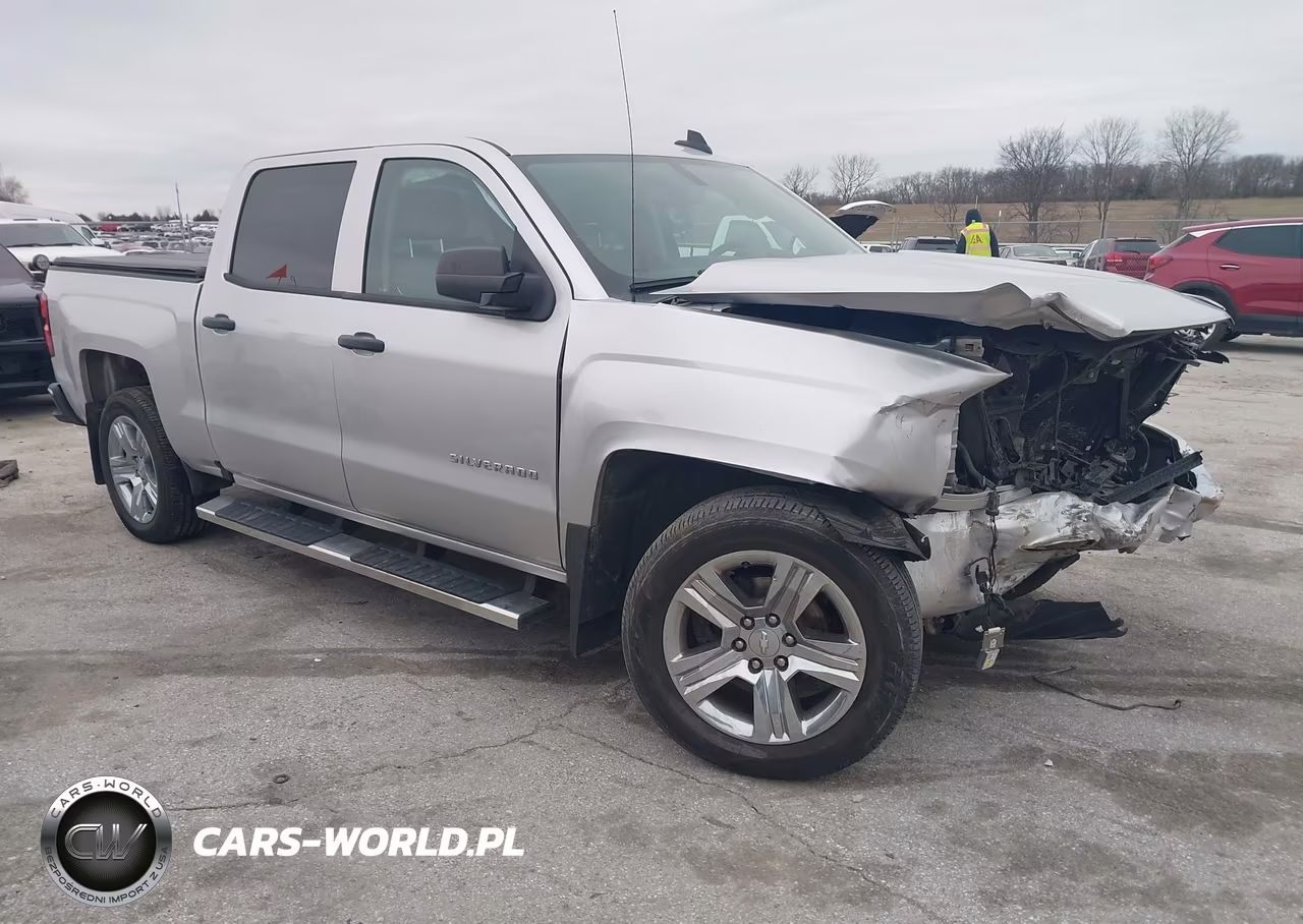 2018 Chevrolet Silverado 1500 Custom