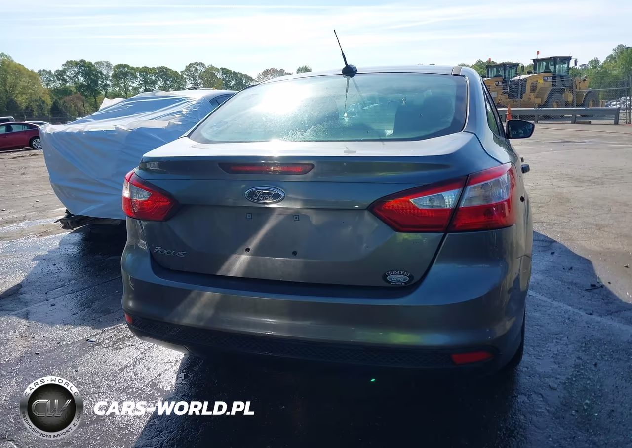 2012 Ford Focus S VIN:1FAHP3E21CL182505 - 16