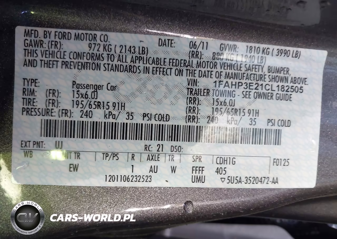 2012 Ford Focus S VIN:1FAHP3E21CL182505 - 9