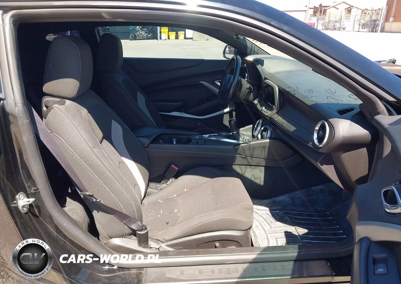 2016 Chevrolet Camaro 1Ss VIN:1G1FE1R79G0142819 - 5