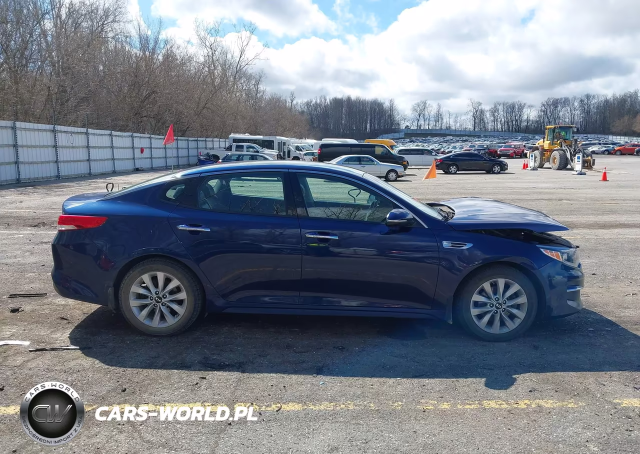 2018 Kia Optima Ex VIN:5XXGU4L39JG197556 - 13