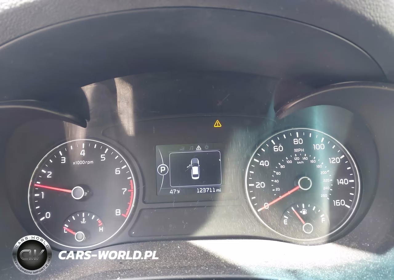 2018 Kia Optima Ex VIN:5XXGU4L39JG197556 - 7