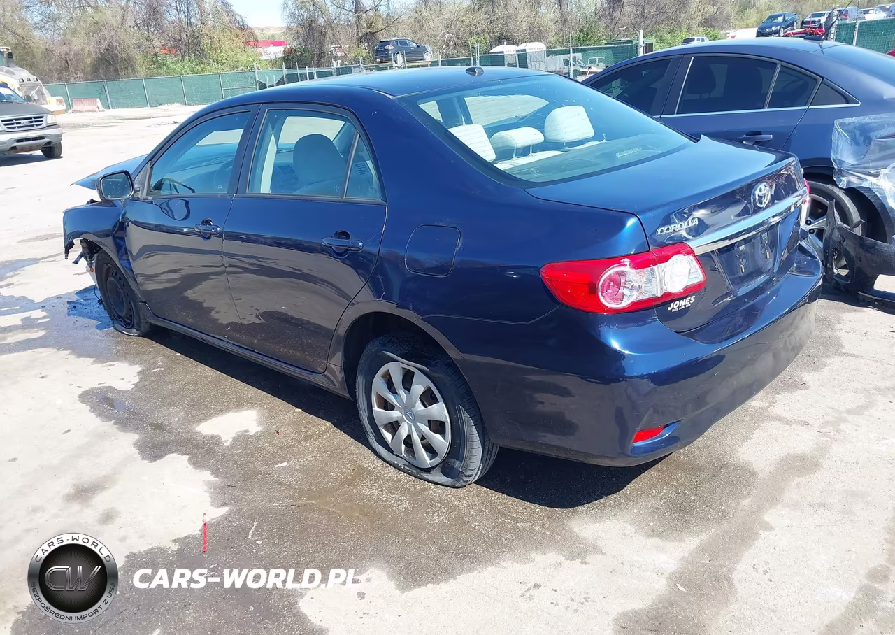 2011 Toyota Corolla Le VIN:JTDBU4EE7B9124726 - 3