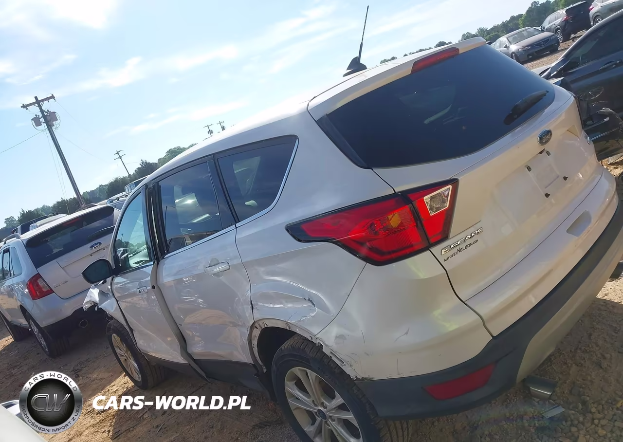 2019 Ford Escape Se VIN:1FMCU9GD5KUA91708 - 14