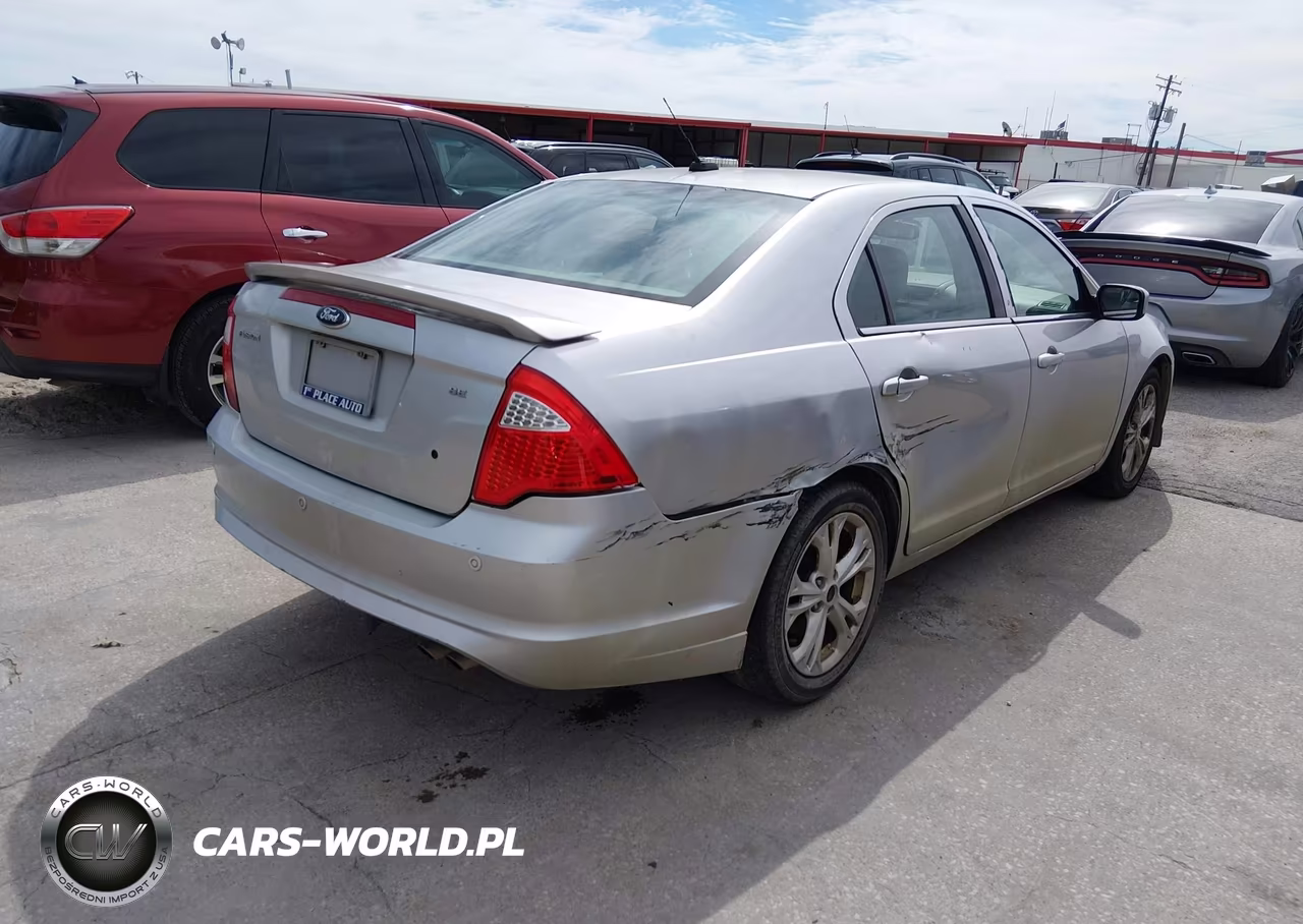 2012 Ford Fusion Se VIN:3FAHP0HA1CR436068 - 4