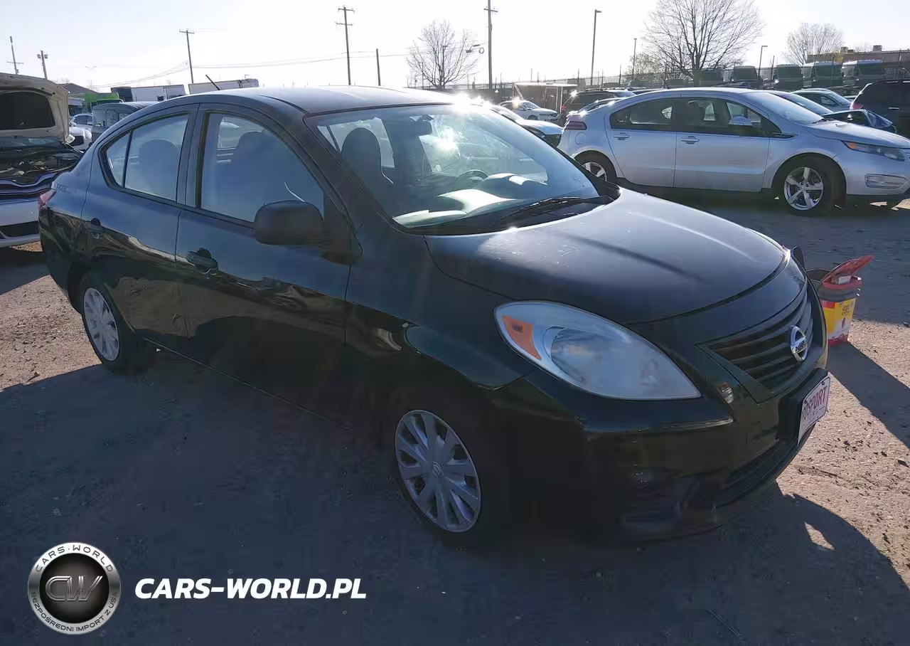 2012 Nissan Versa 1.6 S