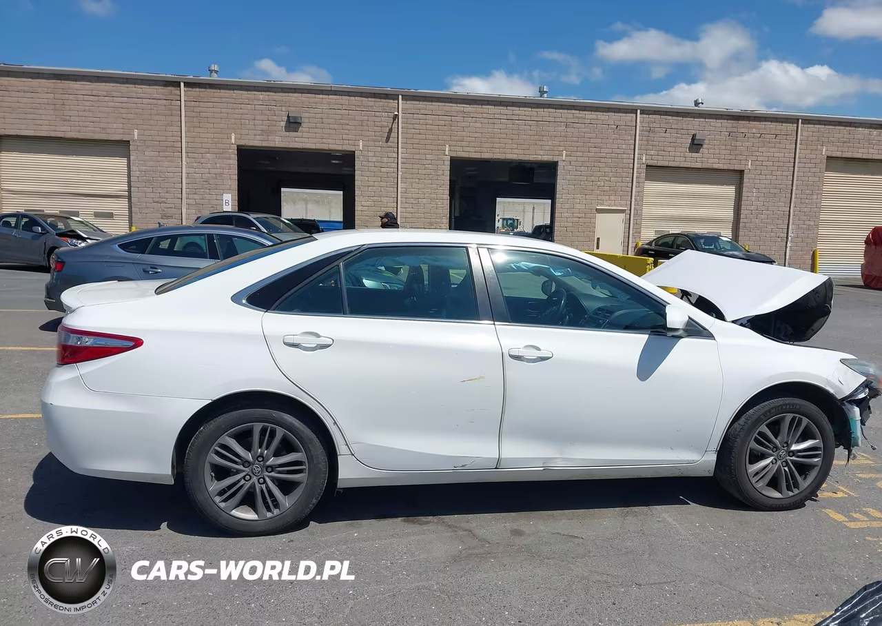 2016 Toyota Camry Se VIN:4T1BF1FK9GU234822 - 14