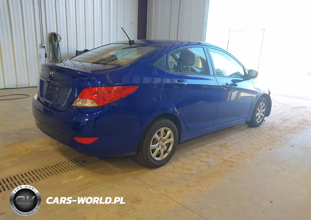 2013 Hyundai Accent Gls VIN:KMHCT4AE1DU499195 - 4