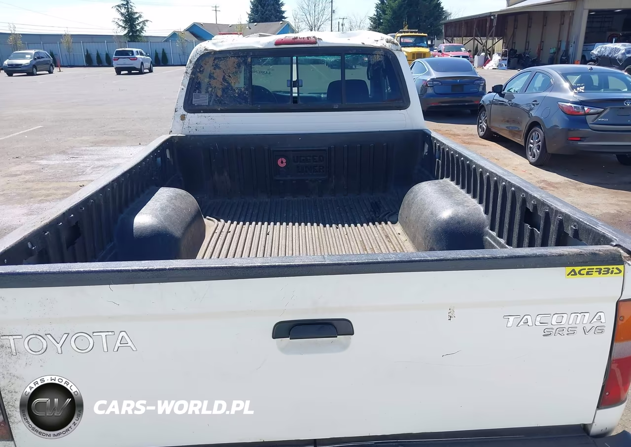 1999 Toyota Tacoma VIN:4TAWN72N8XZ450624 - 21
