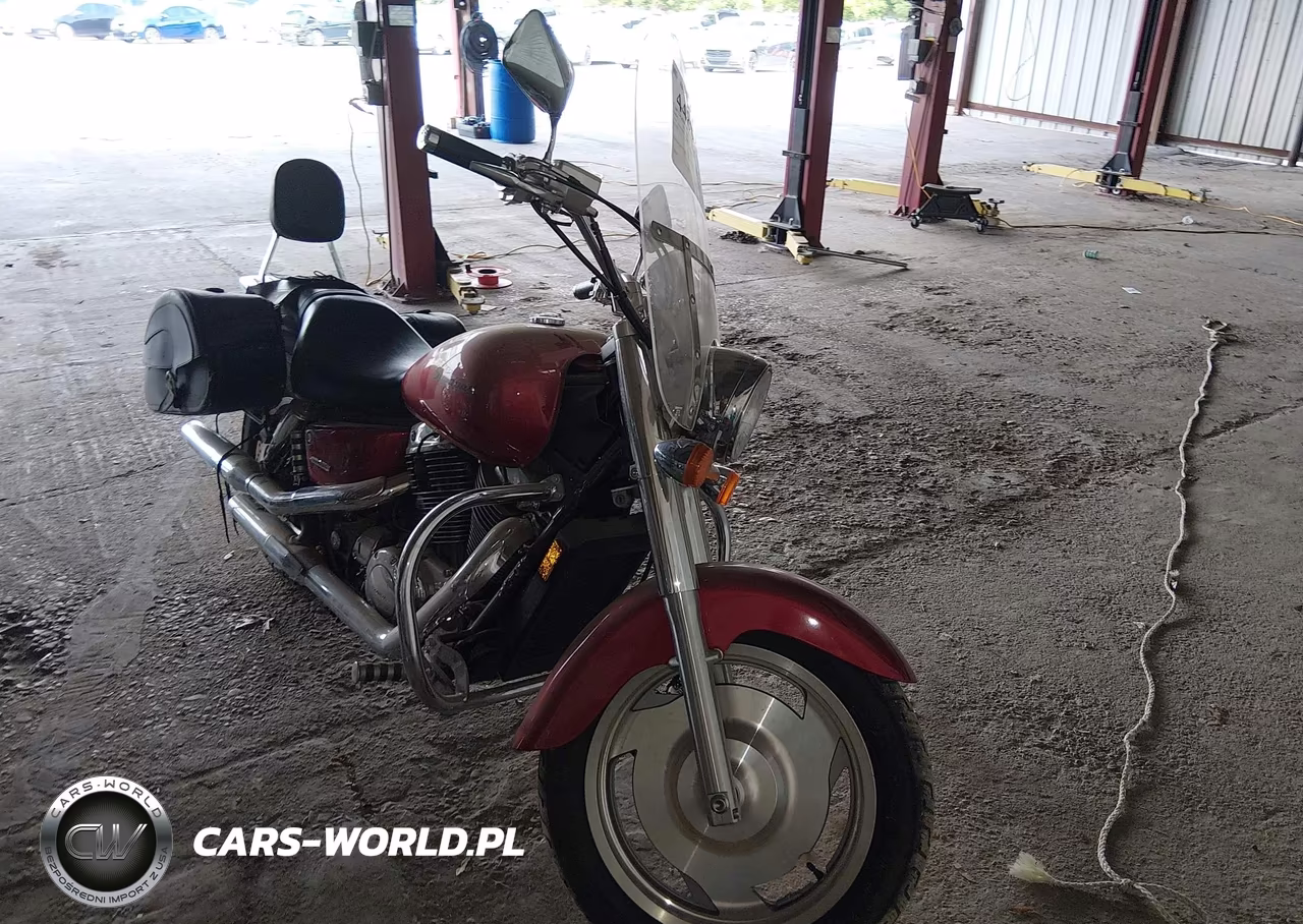 2004 Honda Vt1100 C2