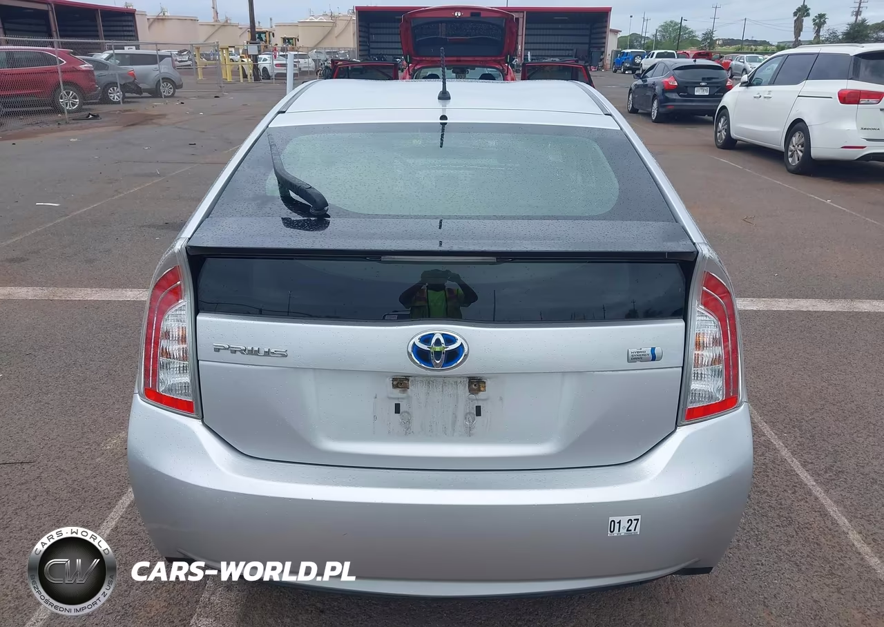 2014 Toyota Prius Five-Four-Three-Two VIN:JTDKN3DU6E1736290 - 16