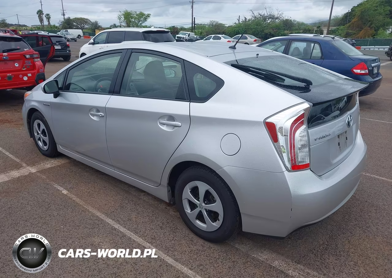 2014 Toyota Prius Five-Four-Three-Two VIN:JTDKN3DU6E1736290 - 3