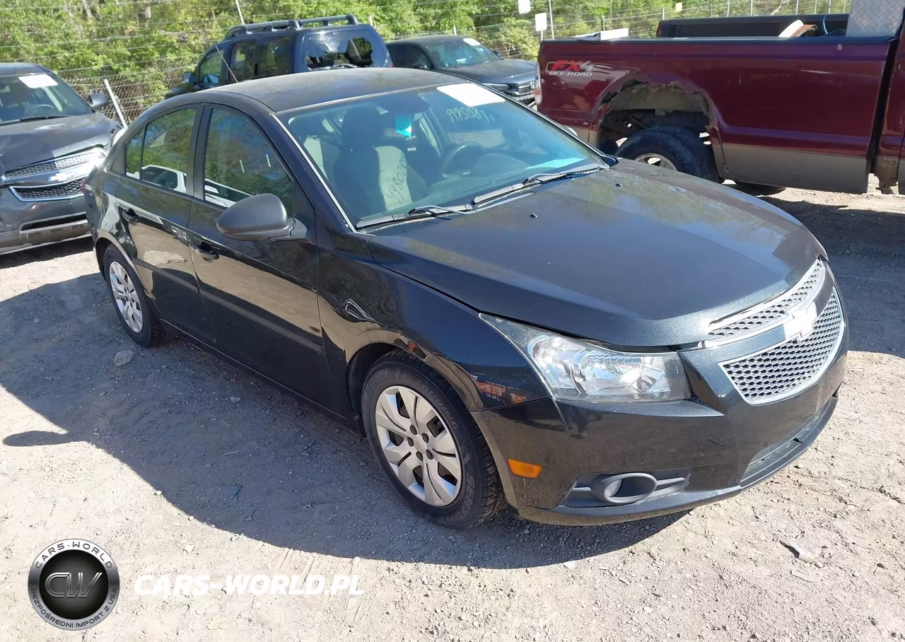 2015 Chevrolet Cruze Ls Auto – zdjęcie 1 z 11