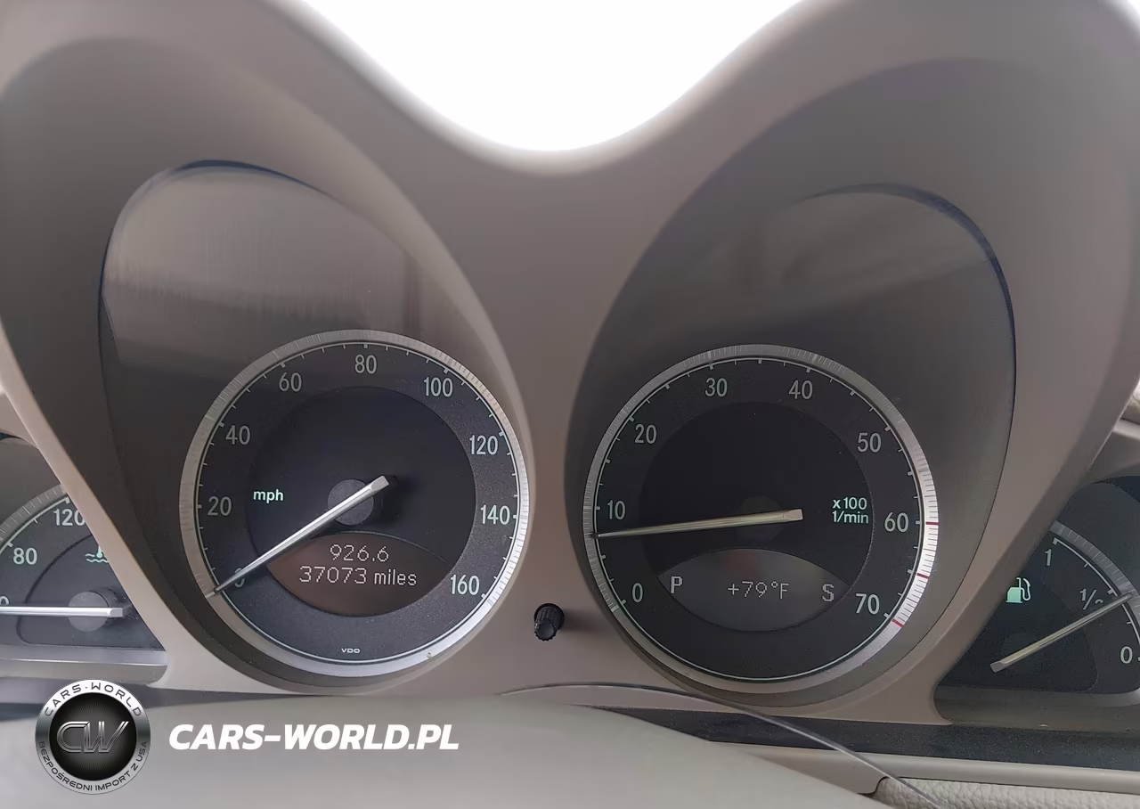2005 Mercedes-Benz Sl 500 VIN:WDBSK75F25F104646 - 7