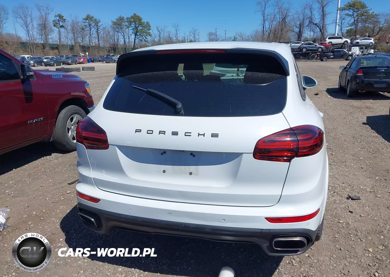2016 Porsche Cayenne VIN:WP1AA2A22GLA08976 - 16