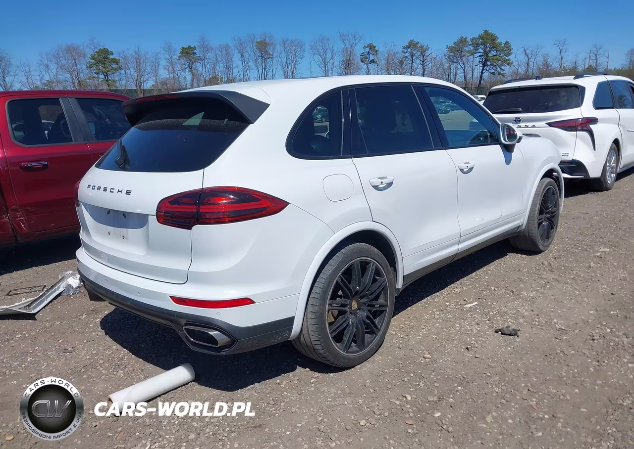 2016 Porsche Cayenne VIN:WP1AA2A22GLA08976 - 4