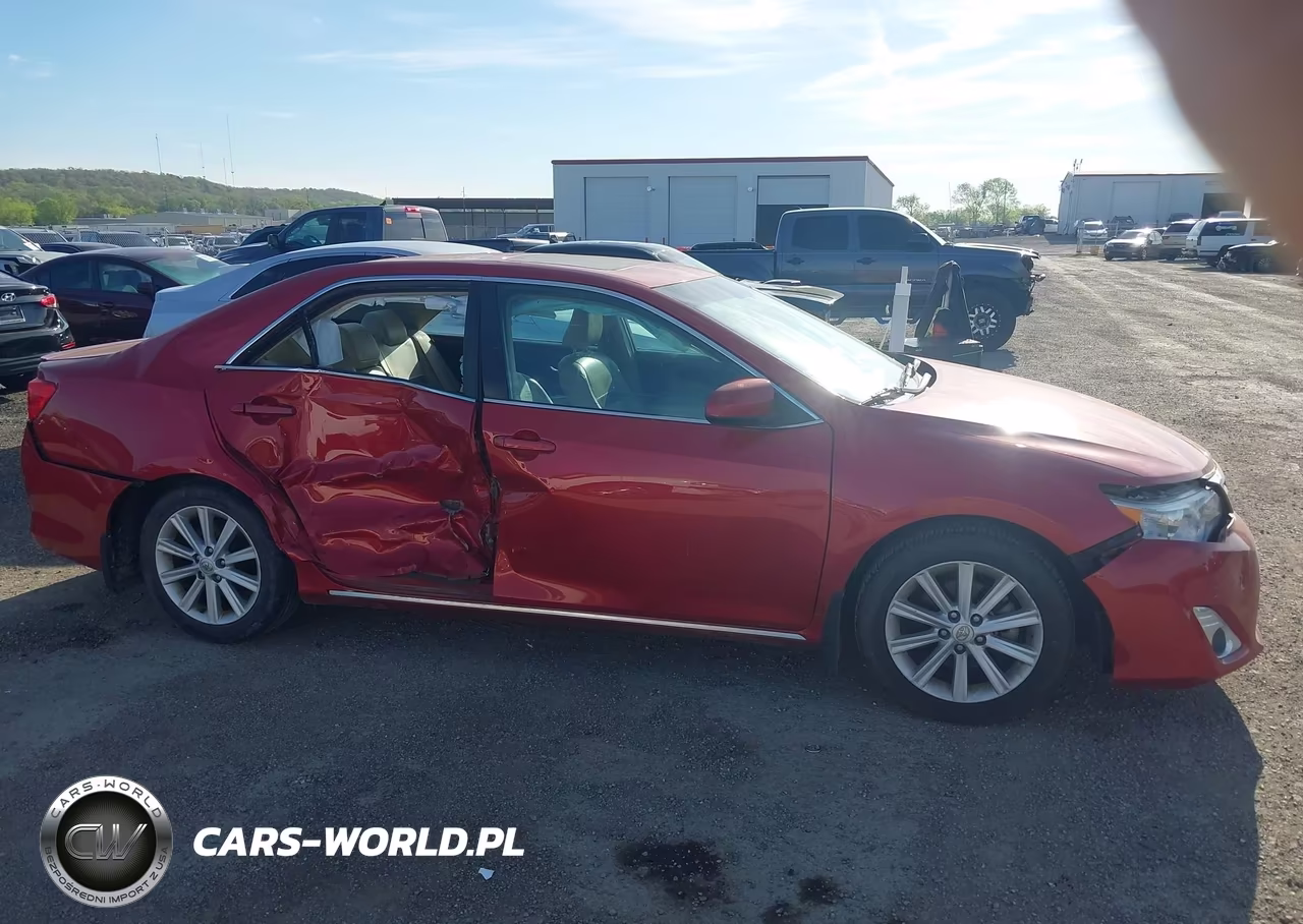 2014 Toyota Camry Xle VIN:4T1BF1FK5EU744761 - 13
