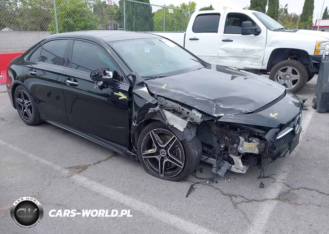 2019 Mercedes-Benz A 220