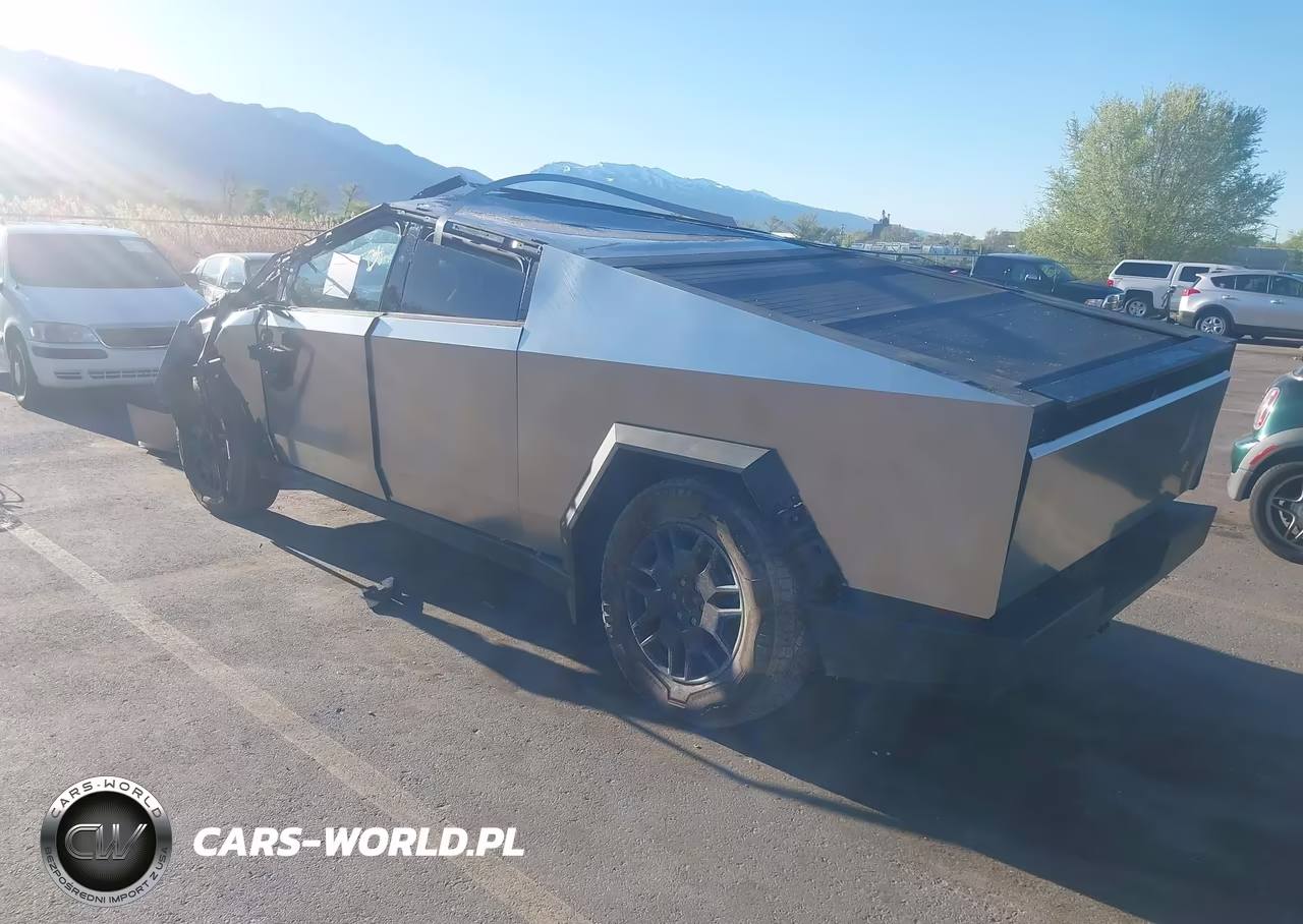 2024 Tesla Cybertruck All-Wheel Drive VIN:7G2CEHED6RA037068 - 3