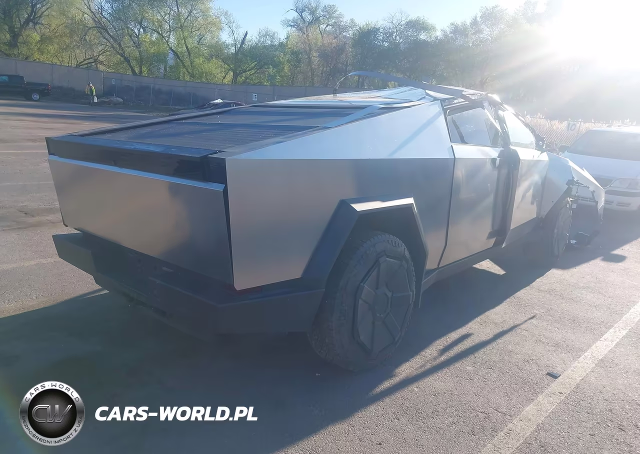 2024 Tesla Cybertruck All-Wheel Drive VIN:7G2CEHED6RA037068 - 4