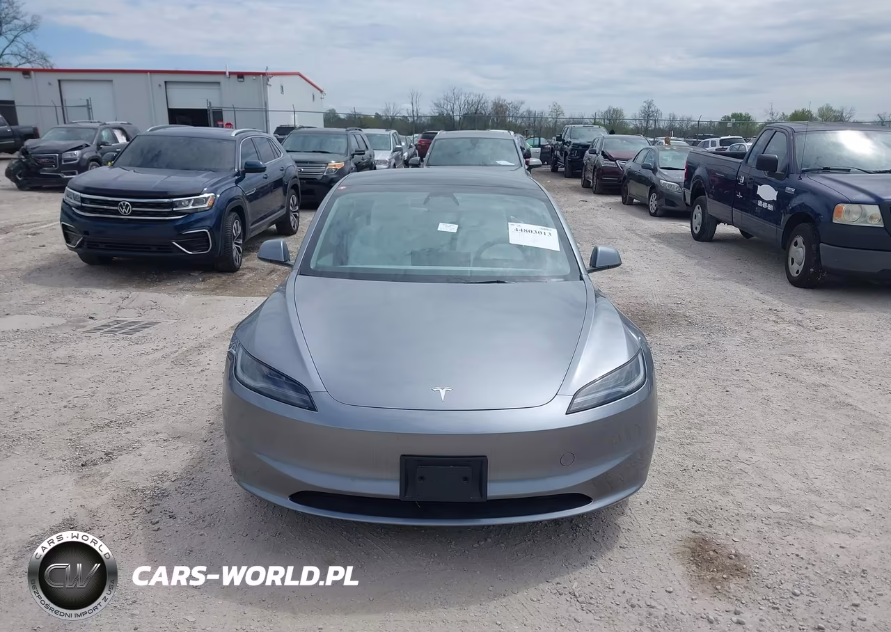 2025 Tesla Model 3 Long Range Rear-Wheel Drive-Standard Rear-Wheel Drive VIN:5YJ3E1EA0SF062847 - 12