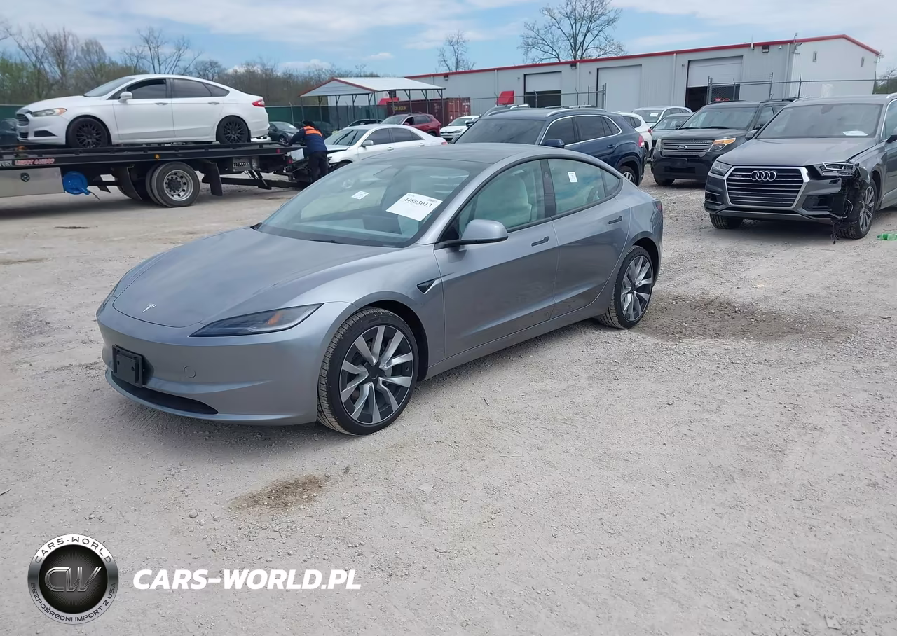 2025 Tesla Model 3 Long Range Rear-Wheel Drive-Standard Rear-Wheel Drive VIN:5YJ3E1EA0SF062847 - 2