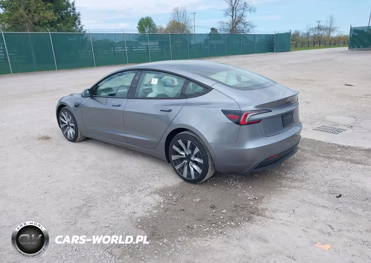 2025 Tesla Model 3 Long Range Rear-Wheel Drive-Standard Rear-Wheel Drive VIN:5YJ3E1EA0SF062847 - 3