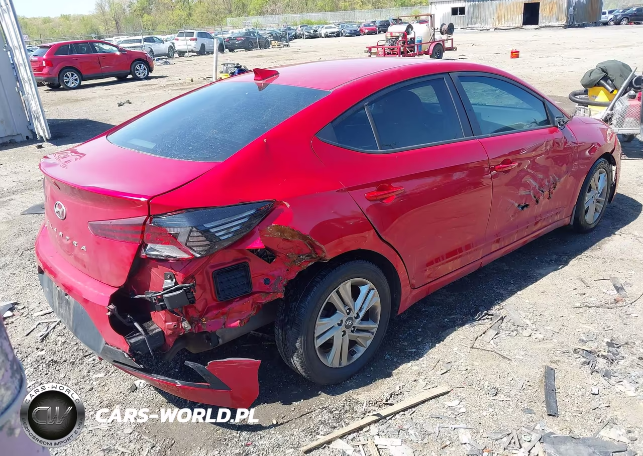 2020 Hyundai Elantra Sel VIN:5NPD84LF7LH609627 - 4