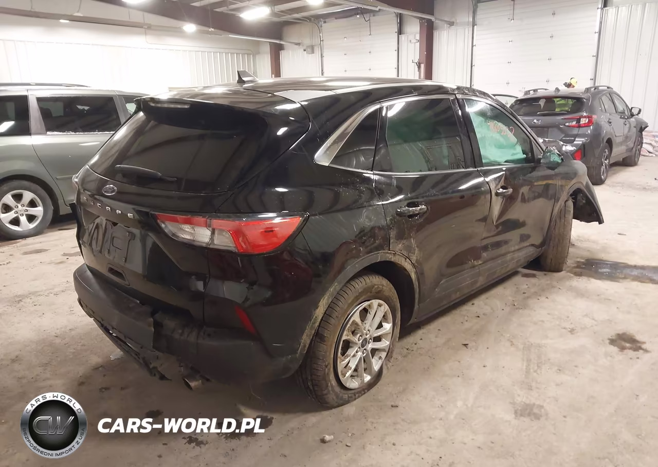 2021 Ford Escape Se VIN:1FMCU0G6XMUA47302 - 4
