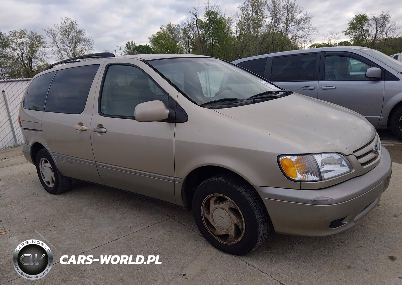 2002 Toyota Sienna Le