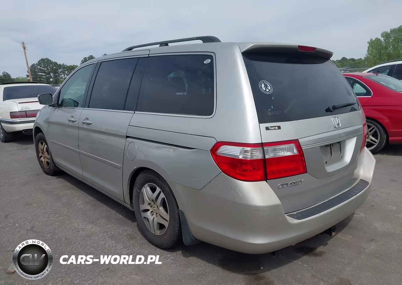 2007 Honda Odyssey Ex VIN:5FNRL38417B411670 - 3
