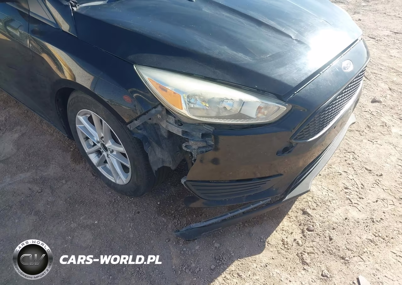 2018 Ford Focus Se VIN:1FADP3K24JL331361 - 6