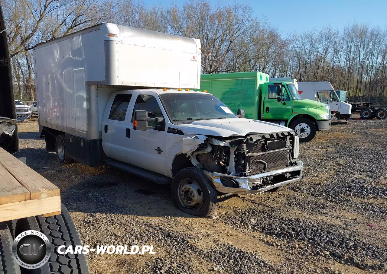 2012 Ford F-550 Chassis Xl