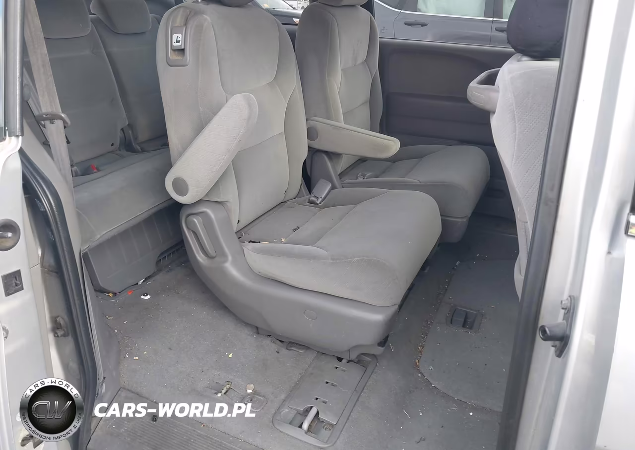 2010 Honda Odyssey Lx VIN:5FNRL3H20AB100222 - 8