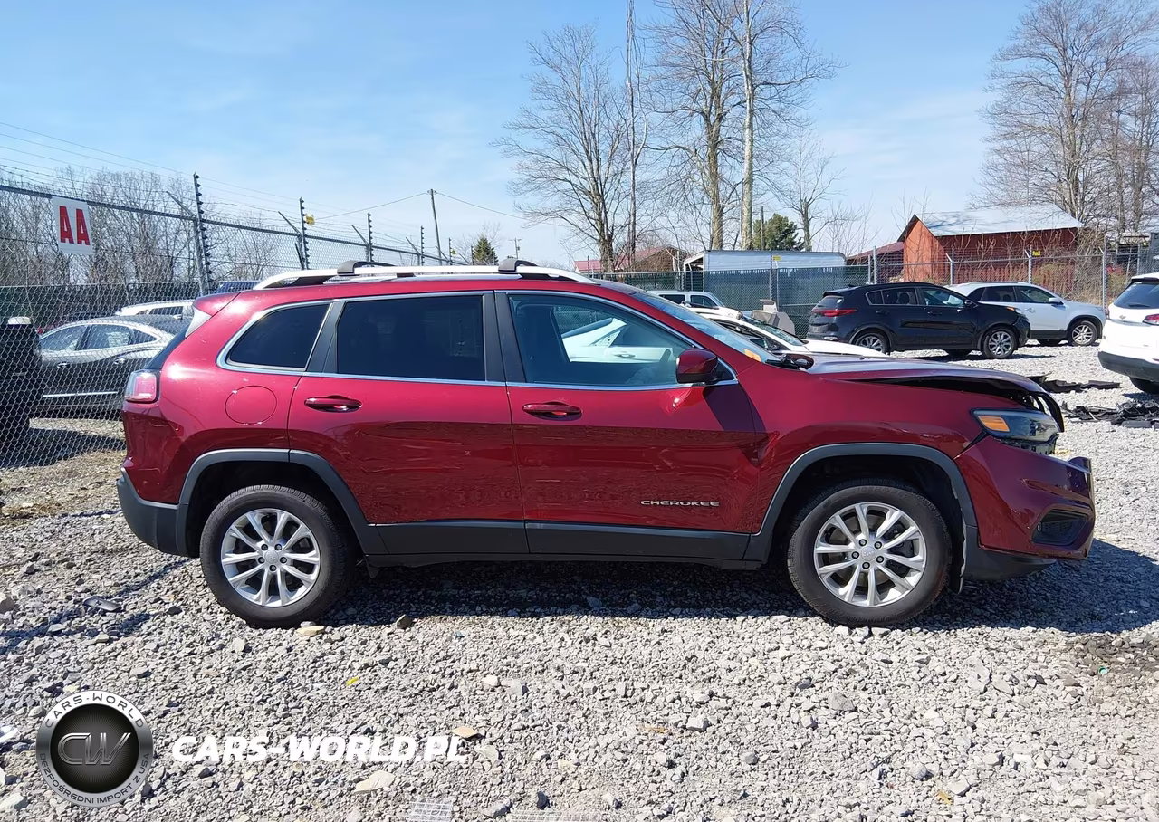 2019 Jeep Cherokee Latitude 4X4 VIN:1C4PJMCB6KD311394 - 13
