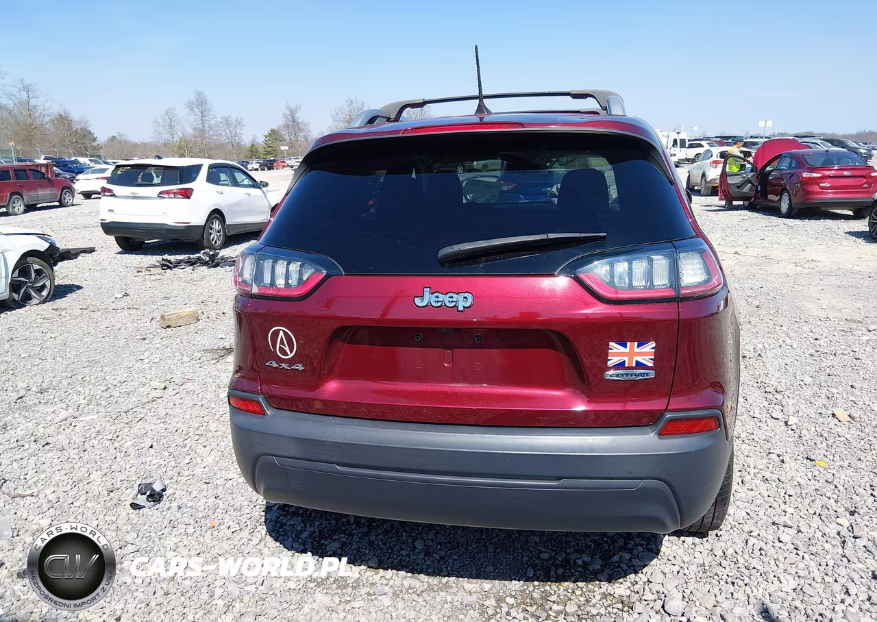 2019 Jeep Cherokee Latitude 4X4 VIN:1C4PJMCB6KD311394 - 16