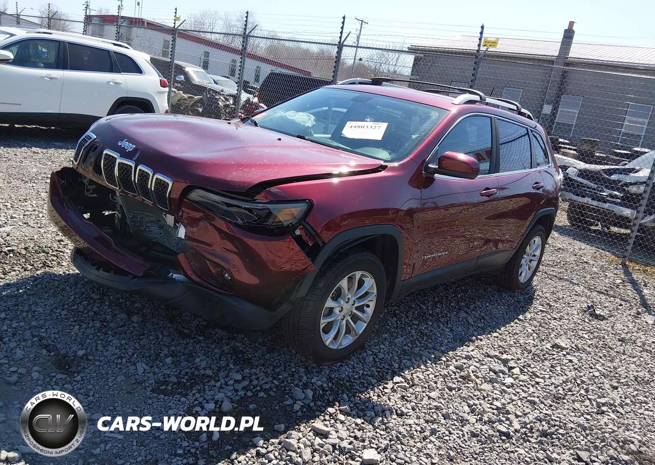 2019 Jeep Cherokee Latitude 4X4 VIN:1C4PJMCB6KD311394 - 2